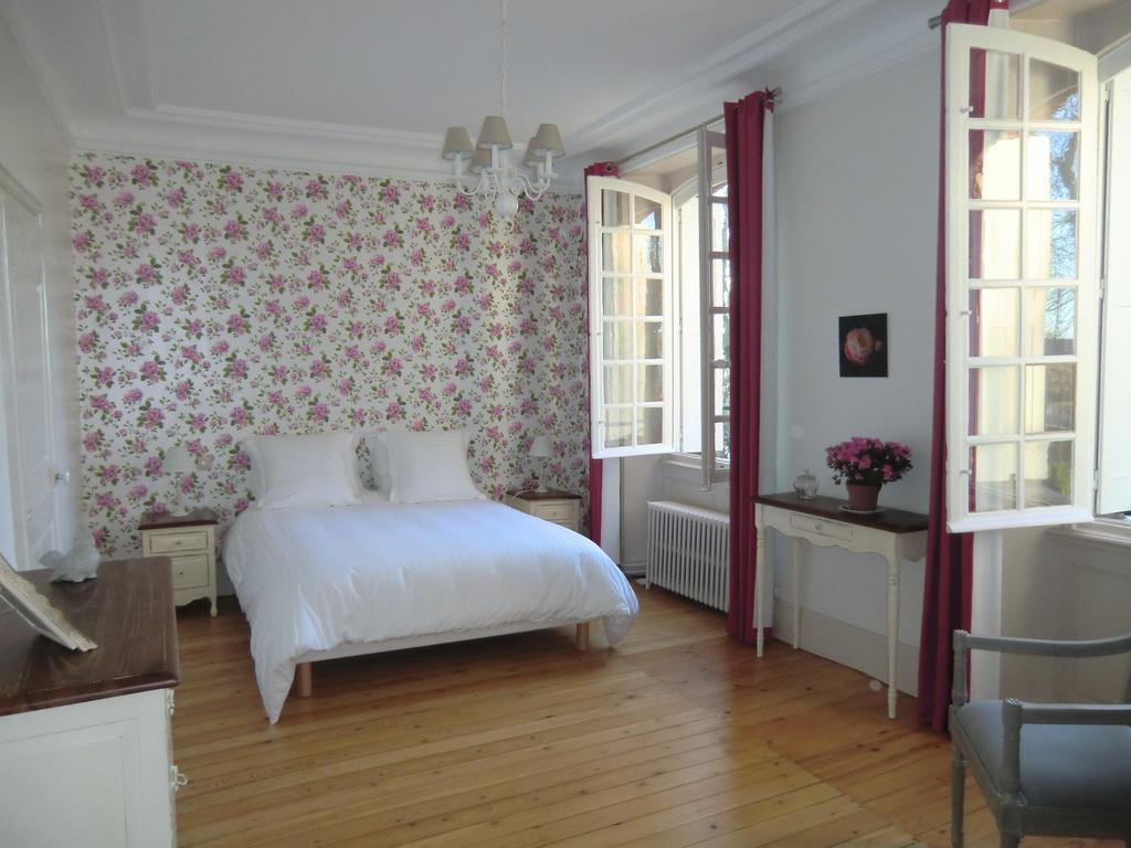 Chateau De Maillot Hotel Bonneville-la-Louvet Room photo